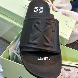 Off-white slides size 12 women SOLD
